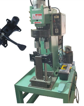 國產(chǎn)液壓鉚接機多少錢一臺？