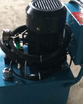 鉚接機(jī)脫模困難怎么辦？鉚接點容易撕裂怎么辦？