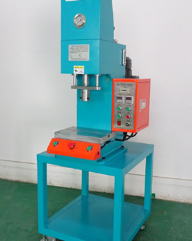 鉚接機大概多少錢一臺？