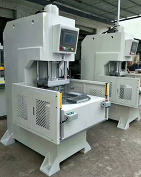 怎么選到合適的伺服壓裝鉚接機(jī)？需求需明確！