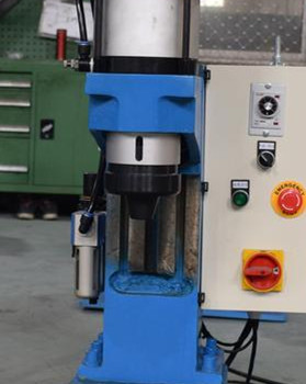 采購一臺液壓鉚接機要多少錢？