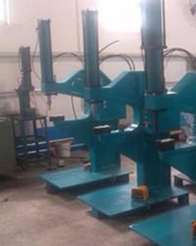 寧波買一臺(tái)鉚接機(jī)需要多少錢？