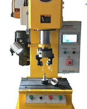 國產(chǎn)鉚接機(jī)多少錢一臺(tái)？