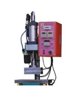 氣壓鉚接機(jī)怎么調(diào)壓力？丹峰機(jī)械科普！